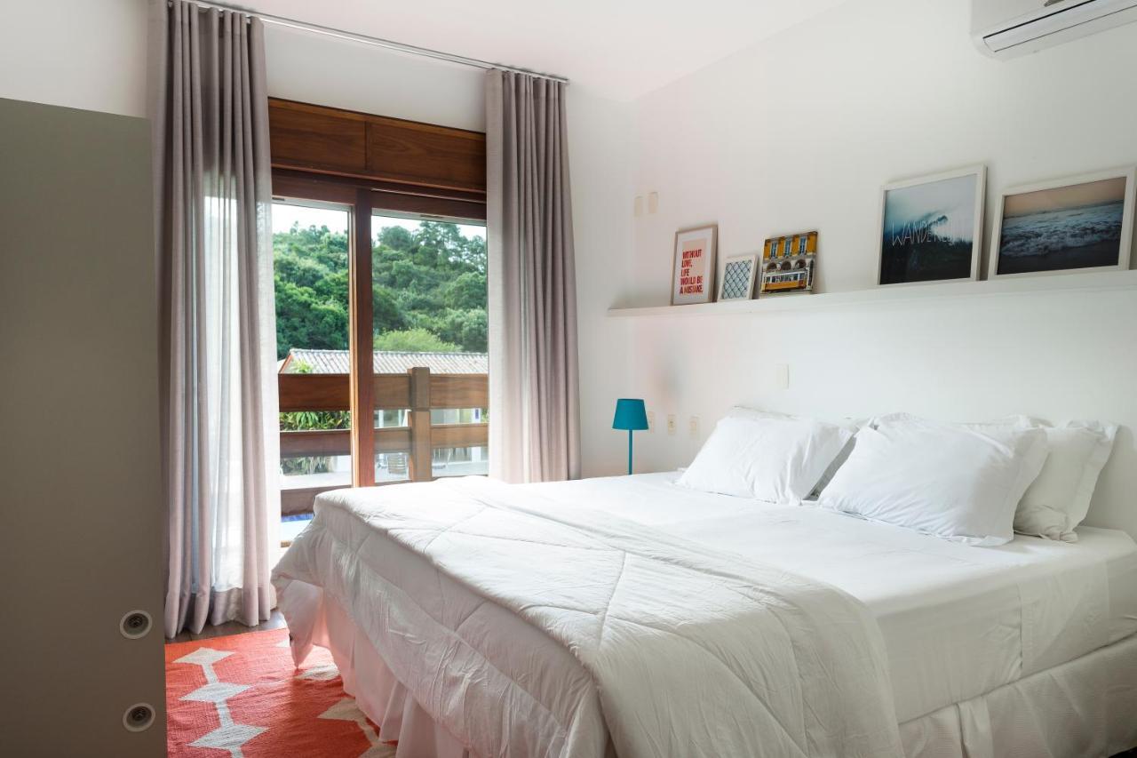 Haute Haus - 2*