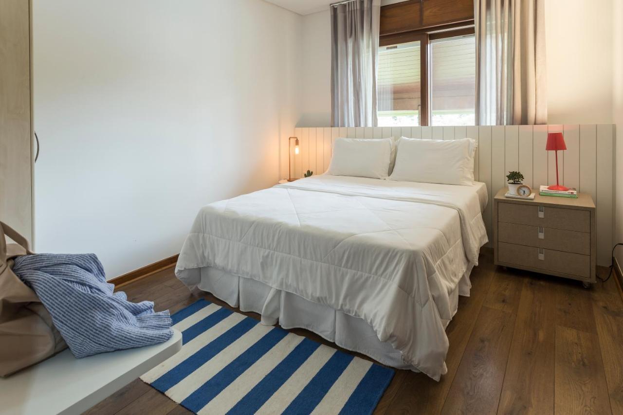 Haute Haus - 2*